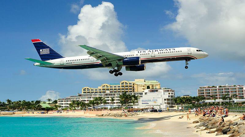 The World’s 7 Scariest Airport Landings