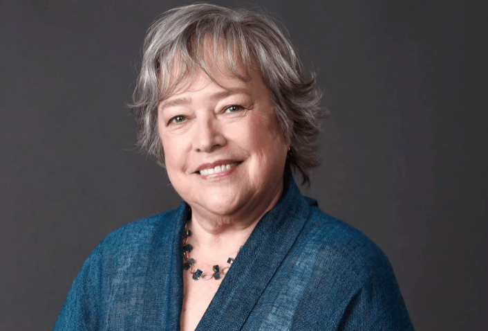 Kathy Bates’ Health: Actress ‘Went Berserk’ After Being Diagnosed With ‘Incurable’ Disease