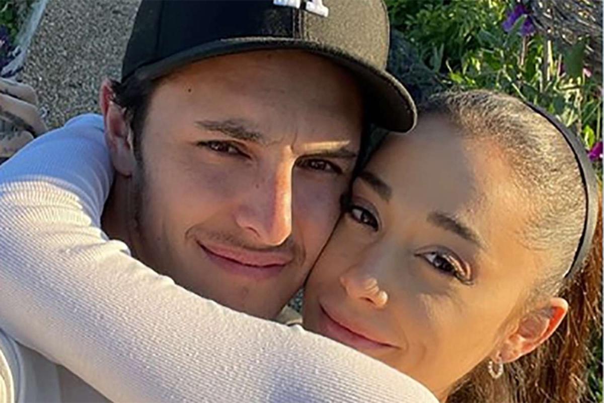 Ariana Grande & Dalton Gomez Split After Two Years of Marriage: What You Need to Know