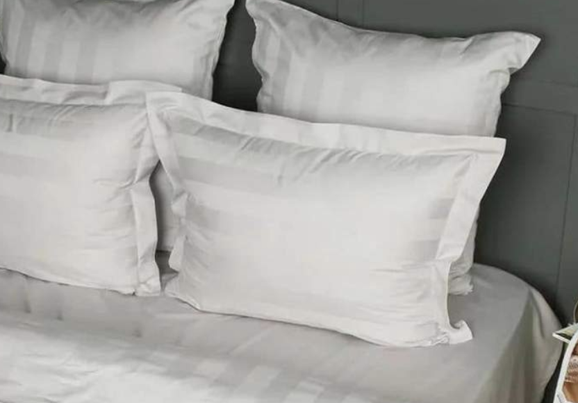 The Importance of Regularly Changing Your Bed Linens